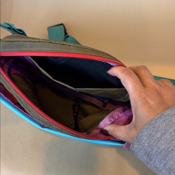 Cotopaxi Coso 2L Hip Pack - Picture 4 of 7